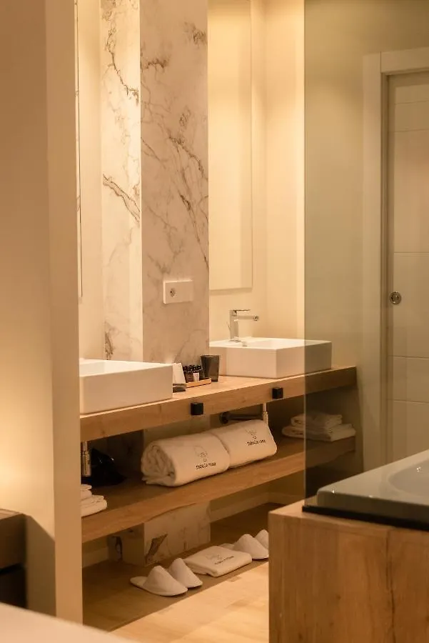 'Tabula Rasa Exclusive Rooms' Bari Itália